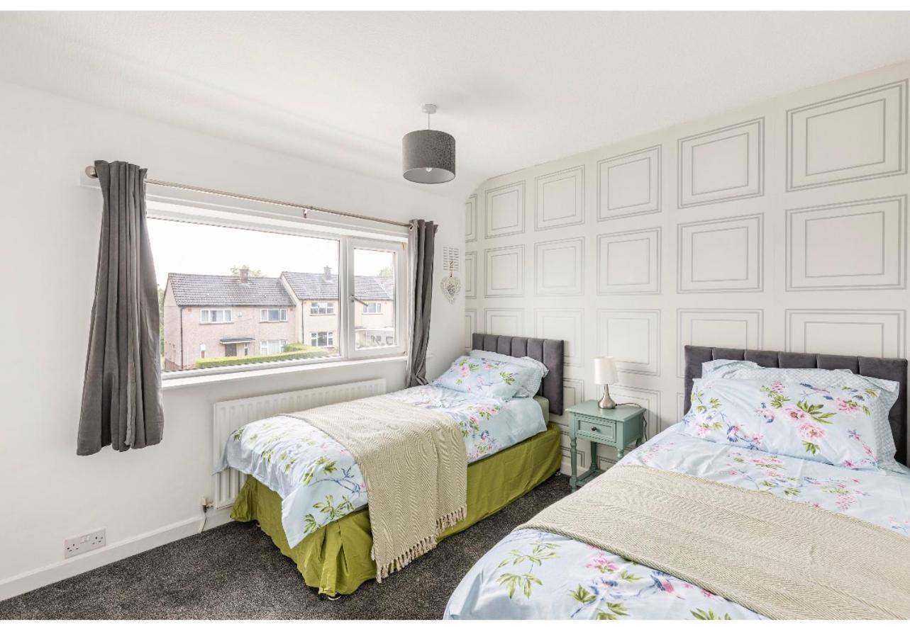 Entire Charming 5-Bed House In Darwen Blackburn Bb1 Free Parking Roadside Rishton Exteriér fotografie