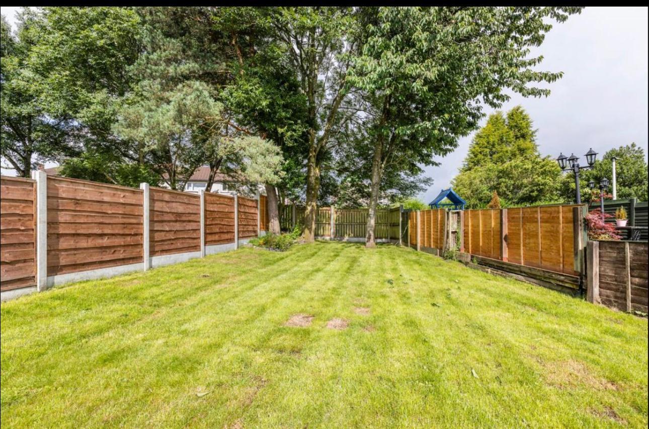 Entire Charming 5-Bed House In Darwen Blackburn Bb1 Free Parking Roadside Rishton Exteriér fotografie